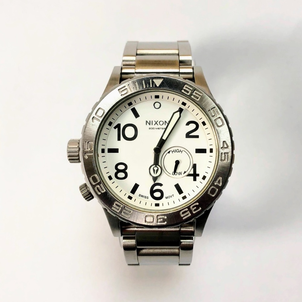 NIXON 412-20 men’s watch, with tide high-low meter